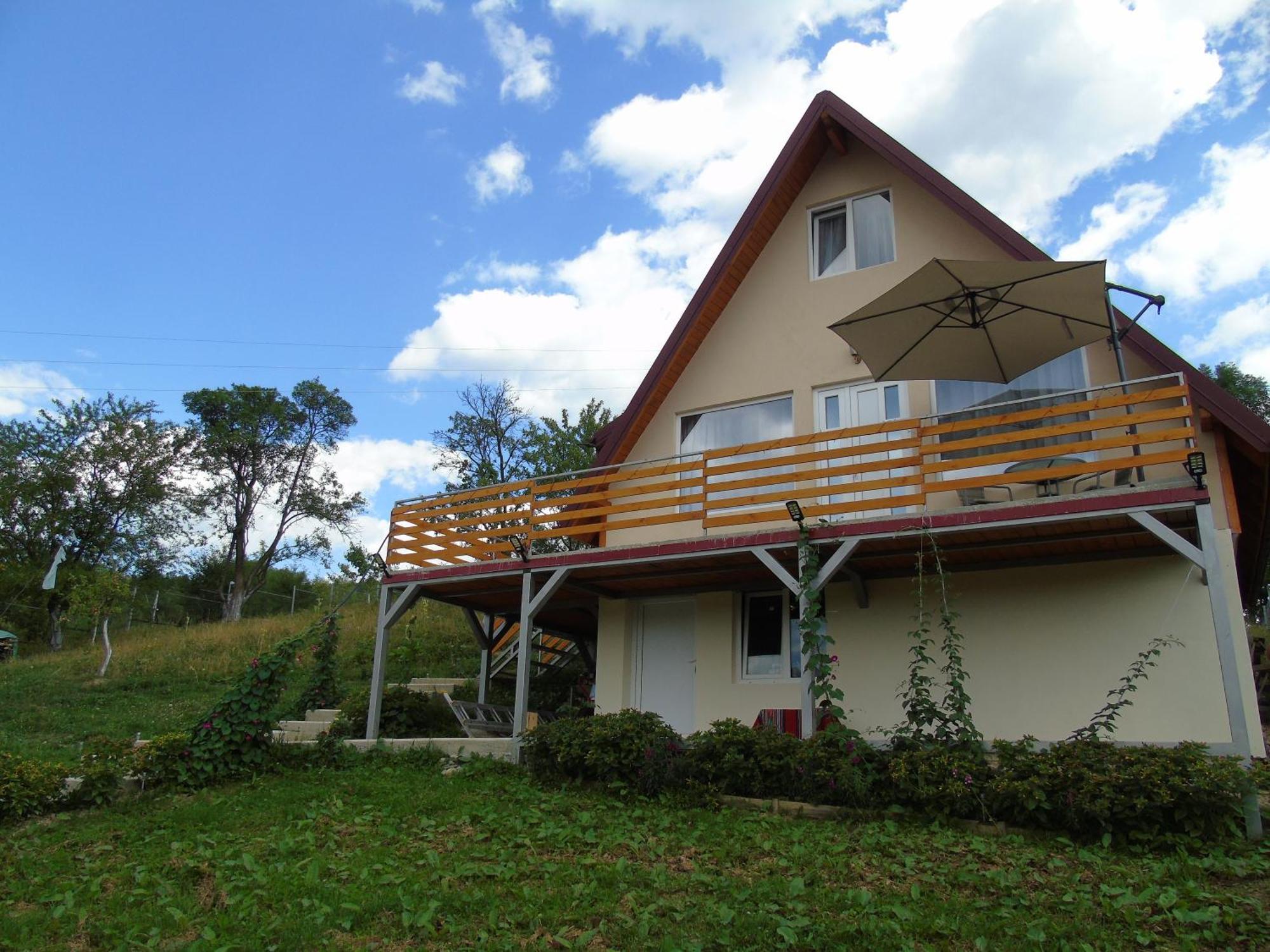 Casuta Din Livada Villa Secaria Luaran gambar